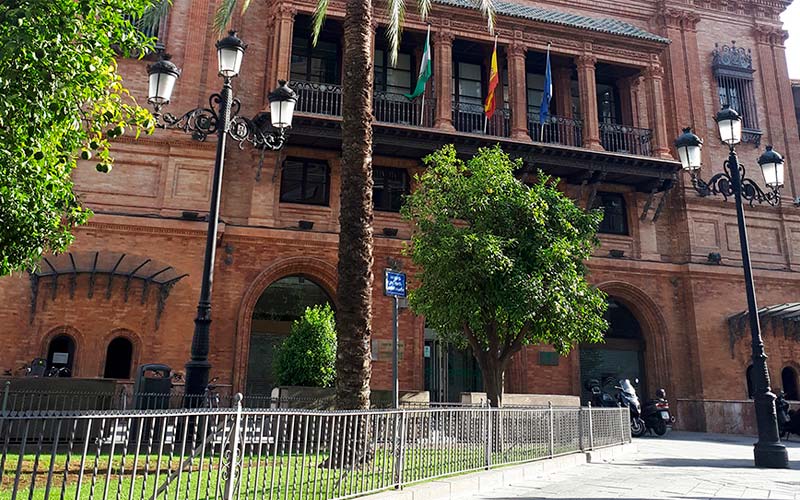 Gracias a la colaboración con FOAM Sede de la Agencia Tributaria de Andalucía