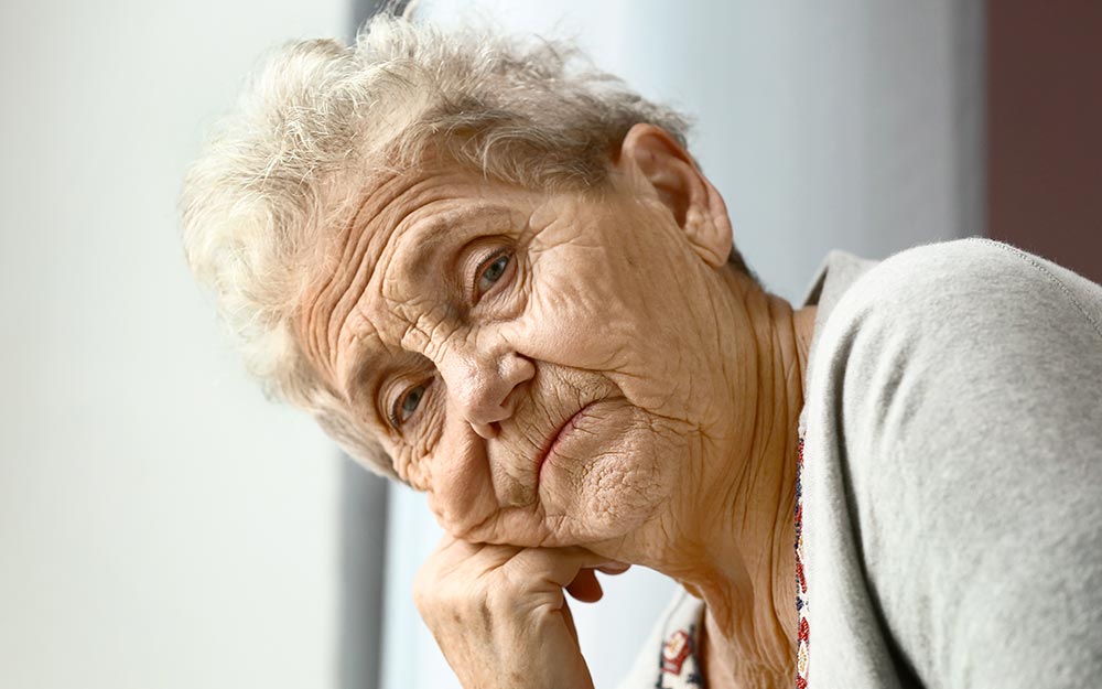 La doble discriminación de género y de edad hace que las necesidades de las mujeres mayores sigan estando muy invisibilizadas retrato de una mujer mayor