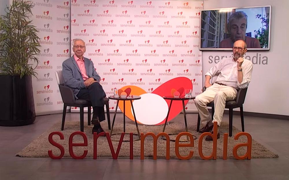 Lo ha hecho durante el diálogo 'Orgullo de ser mayor' celebrado por la Plataforma y Servimedia Lázaro González y Miguel Rellán durante el diálogo celebrado en el plató de Servimedia