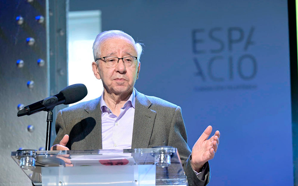 El Espacio Fundación Telefónica acoge el II Congreso sobre el Derecho a la Autonomía Personal Lázaro González furante su intervención en el congreso.