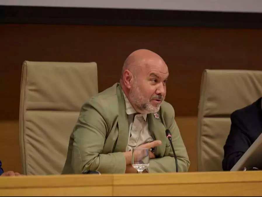 Promete apoyar la ILP del CERMI, presentada por “cuarta vez” en casi 10 años Luis Cayo Pérez Bueno, presidente del CERMI