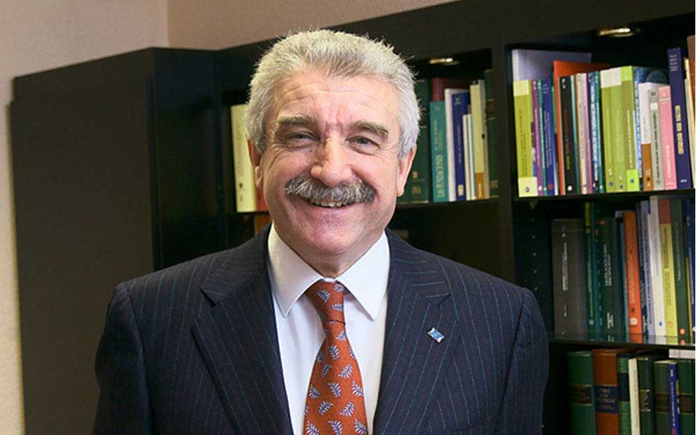 Miguel Ángel Cabra de Luna, secretario general de PMP Miguel Ángel Cabra de Luna, secretario general de PMP