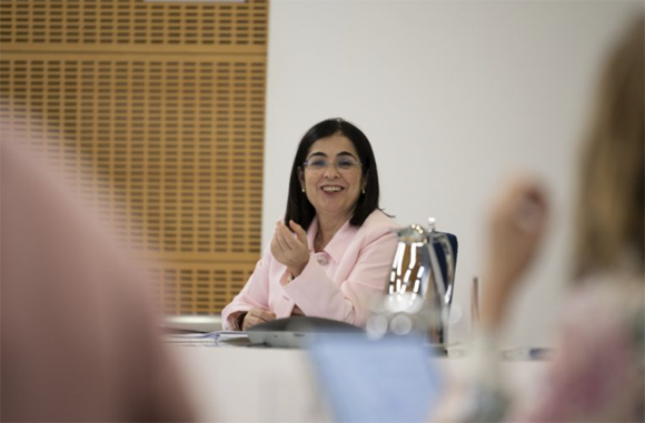 El Plan fue aprobado por el Consejo Interterritorial del Sistema Nacional de Salud (Cisns) por la práctica unanimidad de sus miembros Imagen en la que aparece la ministra de Sanidad, Carolina Darias.