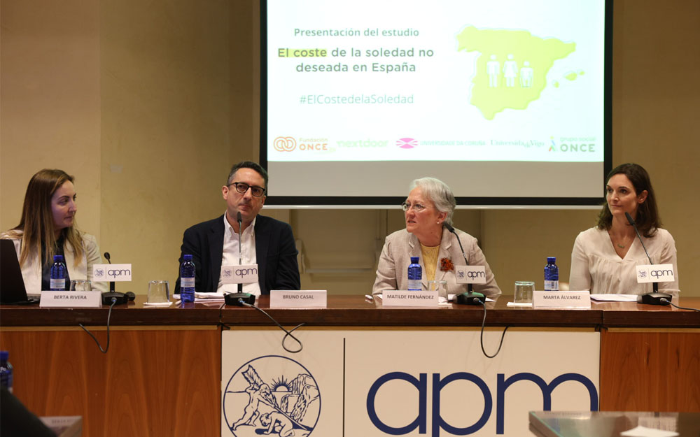La soledad no deseada hace que cada año se pierdan en nuestro país más de 1 millón de AVAC o años de vida disfrutando de plena salud. Presentación del estudio ‘El coste de la soledad no deseada en España’.