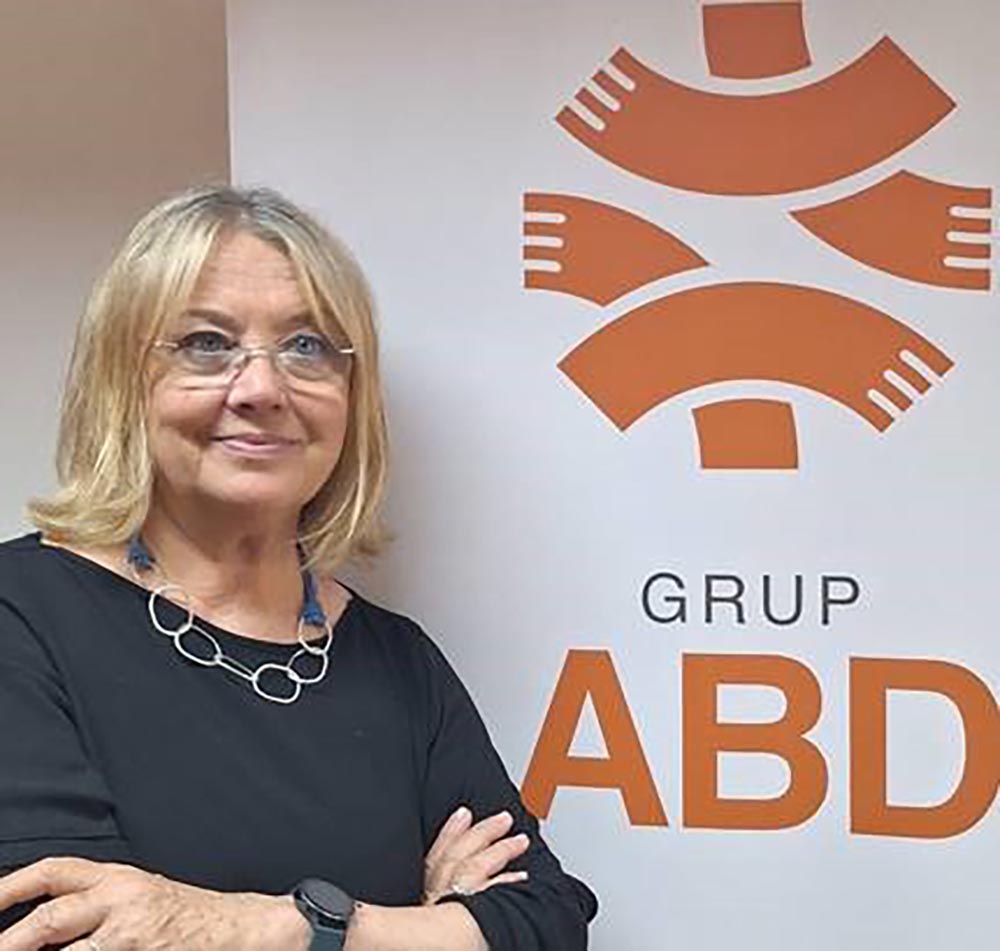 Pilar Rodríguez Benito, adjunta gerencia y directora Unidad Operativa Sociosanitaria ABD Junta Directiva CEOMA Fotografía de Pilar Rodríguez Benito, Adjunta gerencia / Directora Unidad Operativa Sociosanitaria ABD Junta Directiva CEOMA