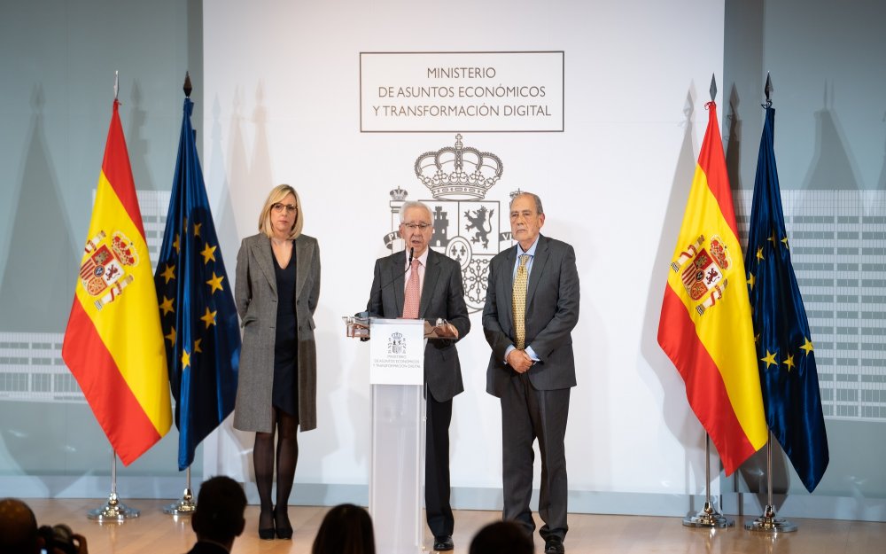 Intervención del presidente de la PMP, Lázaro González, en la rueda de prensa posterior al encuentro con Nadia Calviño. Intervención del presidente de la PMP, Lázaro González, en la rueda de prensa posterior al encuentro con Nadia Calviño.
