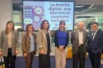 Foto de familia de los participantes en el seminario