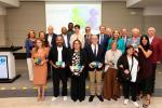 Foto de familia con los premiados