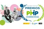 Dos ancianos sentados protagonizan la cabecera de los premios PMP