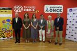 Foto de familia de los participantes en la presentación del estudio