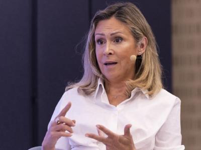 Carina Escobar, presidenta de la POP