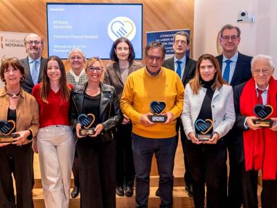 Foto de familia con los premiados