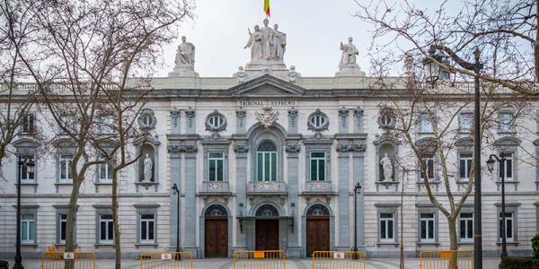 Fachada del edificio del Tribunal Supremo